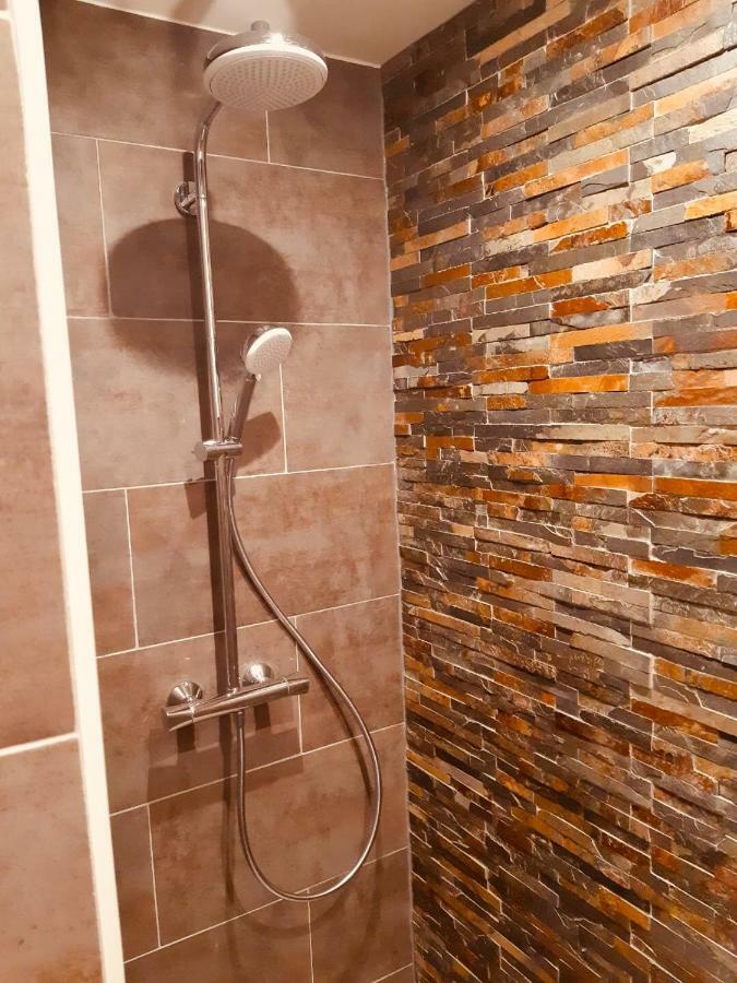 Ferme Familiale Chez Lili Villa Alex Екстериор снимка