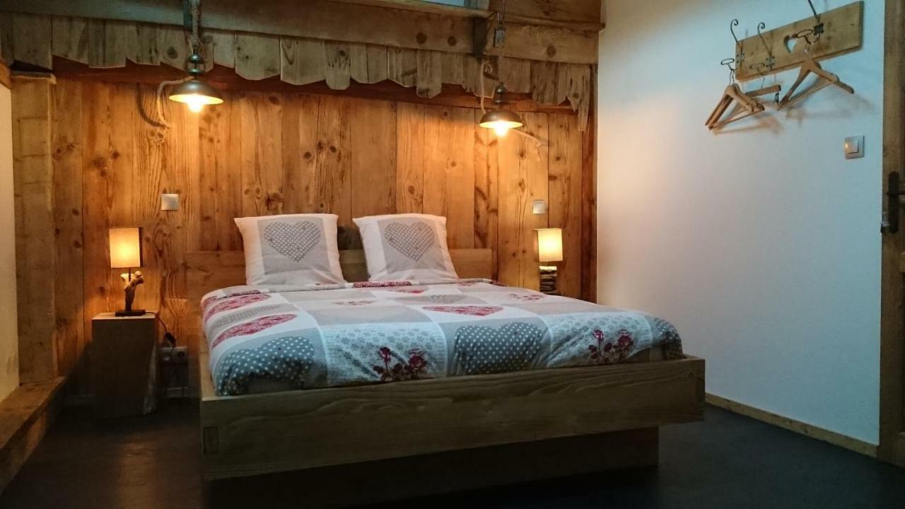 Ferme Familiale Chez Lili Villa Alex Екстериор снимка